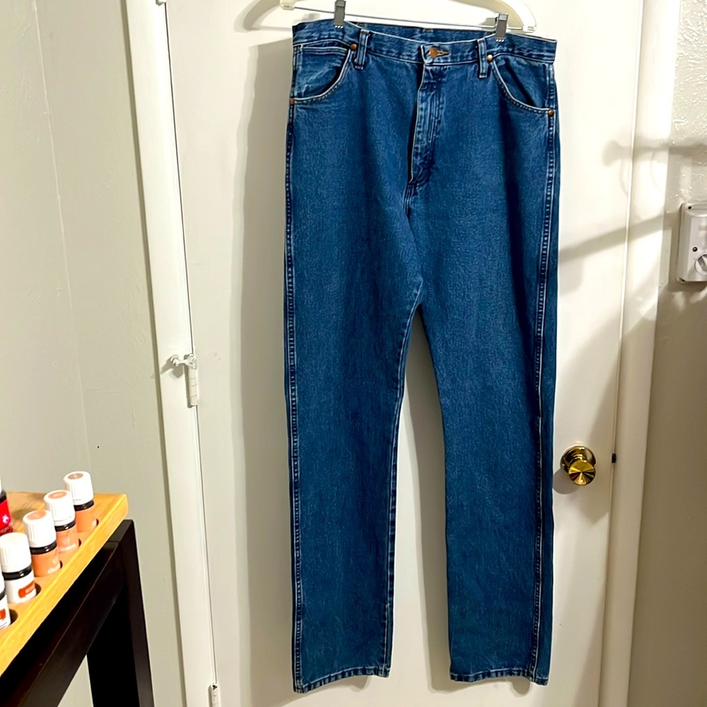 Wrangler men’s blue denim jeans